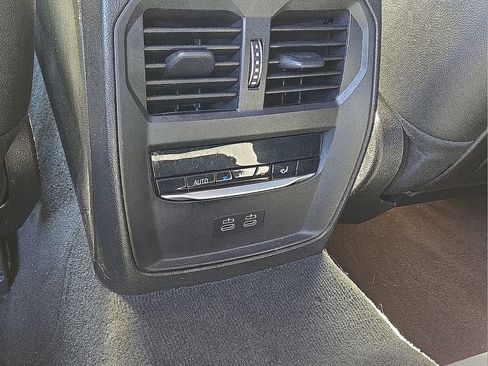 Used 2021 BMW 330i 330i w/ Convenience Package image 16