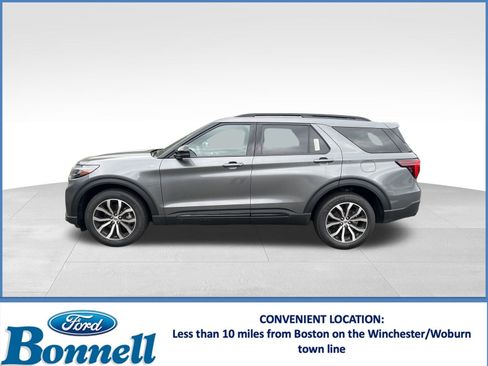 New 2025 Ford Explorer ST-Line image 2
