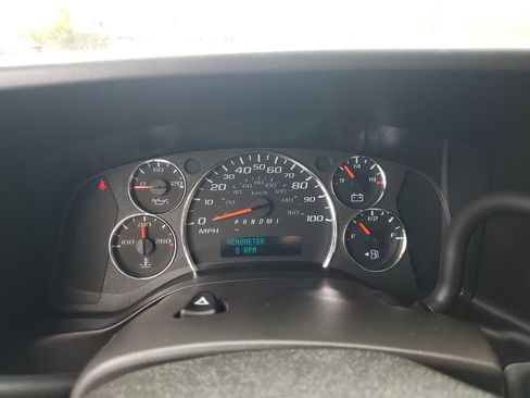 Used 2024 Chevrolet Express 3500 w/ Power Convenience Package RWD image 27