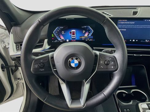Used 2025 BMW X1 xDrive28i image 13