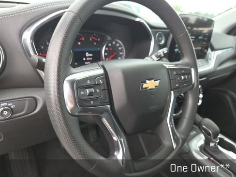 Used 2023 Chevrolet Blazer LT w/ Convenience Package FWD image 10