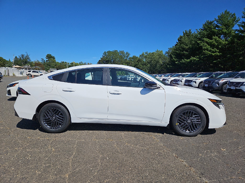 New 2027 Nissan Sentra SV w/ Floor Mat Package FWD image 8
