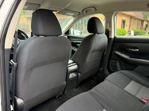 Used 2020 Nissan Sentra SV FWD image 17