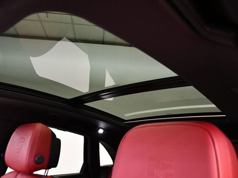 Used 2025 Porsche Macan Turbo image 20