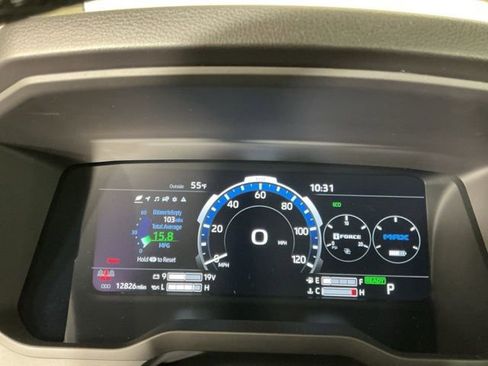 Used 2025 Toyota Tundra Limited AWD/4WD image 17