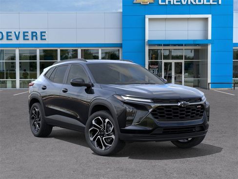 New 2026 Chevrolet Trax RS w/ Sunroof Package image 7