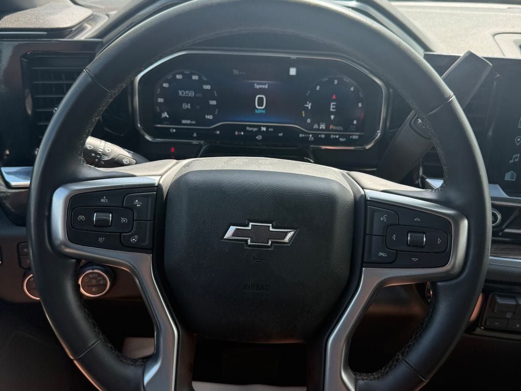 Used 2023 Chevrolet Silverado 1500 RST AWD/4WD image 28