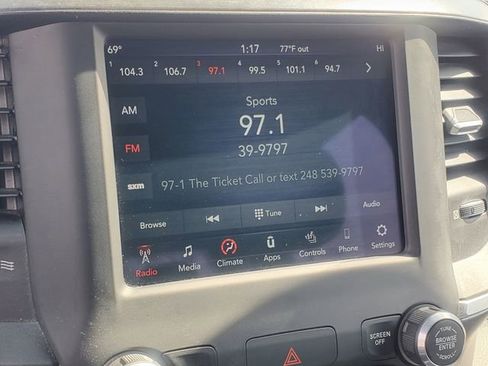 Used 2019 RAM 1500 Big Horn image 23