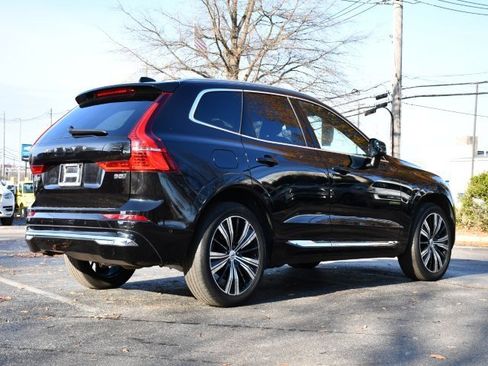 Used 2023 Volvo XC60 B5 Plus w/ Climate Package image 7