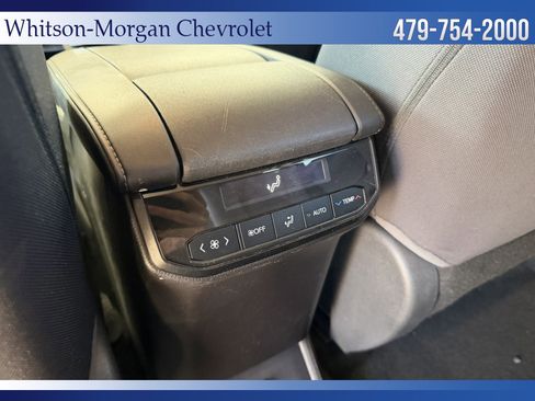 Used 2021 Toyota Highlander L image 35