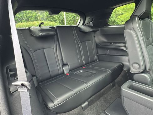 New 2026 INFINITI QX60 Autograph w/ Dark Cargo Package image 12