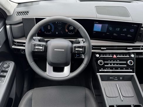 Used 2026 Hyundai Santa Fe SE FWD image 17