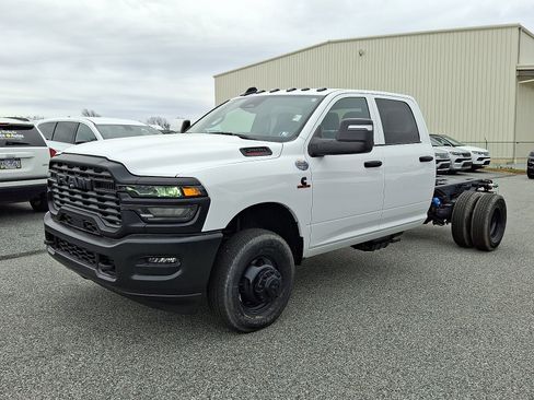 New 2026 RAM 3500 Tradesman image 2