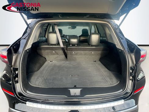 Used 2024 Nissan Murano SV image 34