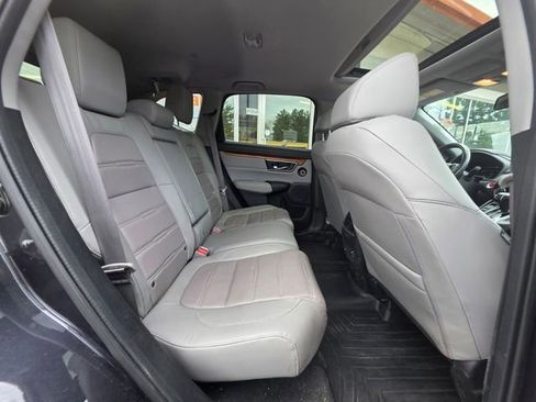 Used 2019 Honda CR-V Touring image 14