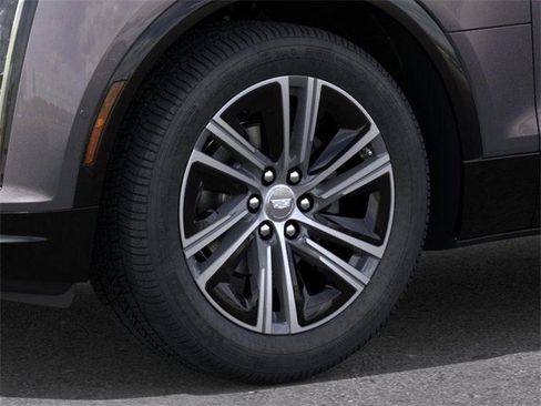 New 2026 Cadillac Lyriq Premium Luxury image 9