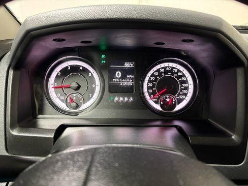 Used 2019 RAM 1500 Express image 18