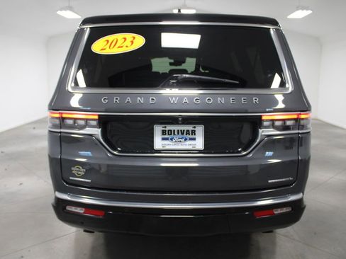 Used 2023 Jeep Grand Wagoneer L Series II image 8