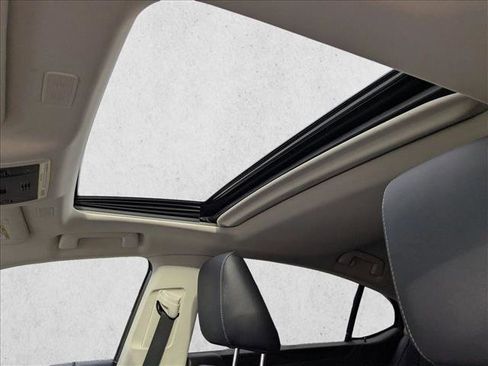 Used 2025 Lexus ES 300h w/ Premium Package FWD image 15