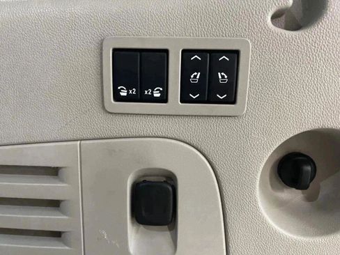 Used 2016 GMC Yukon XL Denali w/ Open Road Package image 43