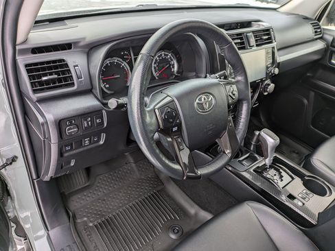 Used 2023 Toyota 4Runner TRD Off-Road Premium image 8