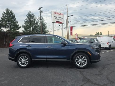 Used 2024 Honda CR-V EX-L image 4