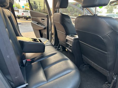 Used 2023 Nissan Murano SV image 9