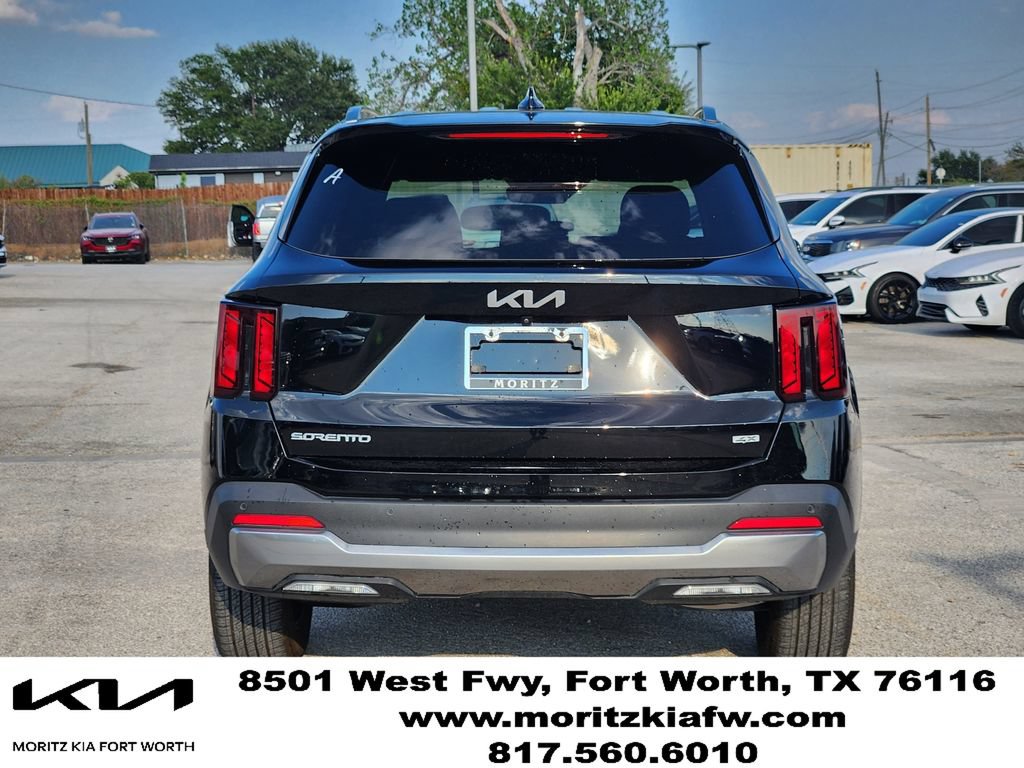 Certified 2025 Kia Sorento S AWD/4WD image 5