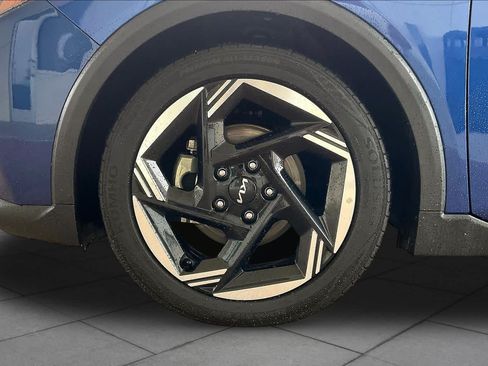 Used 2025 Kia K4 EX FWD image 9