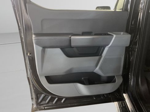 Used 2022 Ford F150 XLT w/ XTR Package image 10