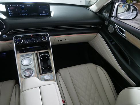 Used 2021 Genesis GV80 3.5T w/ Prestige Package 07 image 11