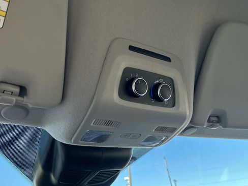 Used 2023 Ford Transit 350 XLT image 23