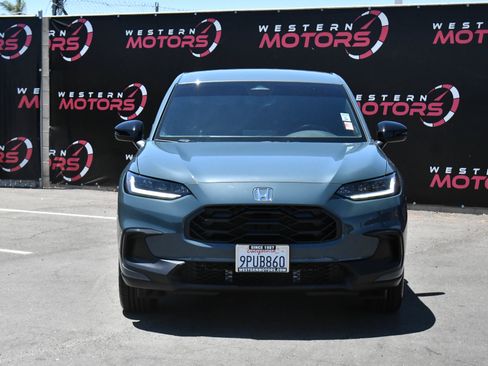 Used 2025 Honda HR-V Sport image 2