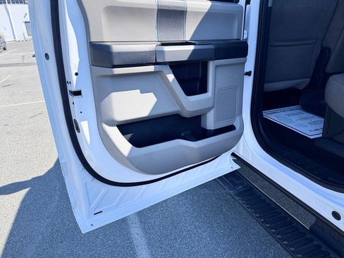 Used 2019 Ford F250 XLT AWD/4WD image 4