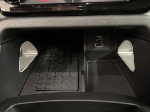 New 2025 Ford Ranger Lariat w/ Convenience Package image 13