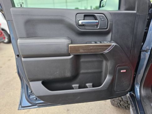 Used 2020 Chevrolet Silverado 1500 RST AWD/4WD image 28