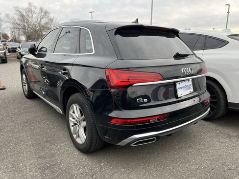 Used 2023 Audi Q5 2.0T Premium w/ Convenience Package image 30