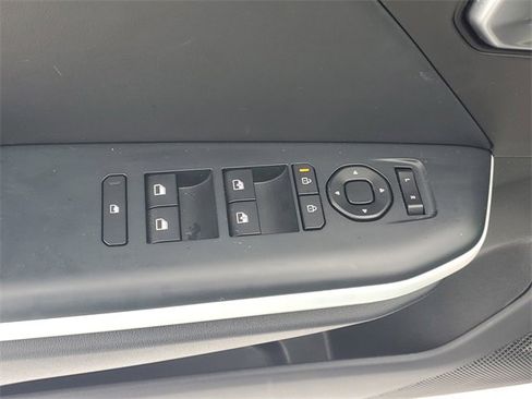 Certified 2025 Kia K4 GT-Line Turbo image 15
