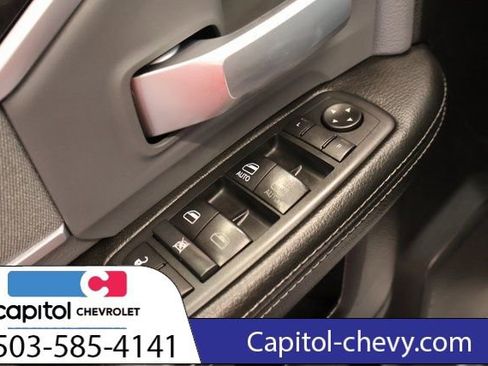 Used 2020 RAM 2500 Big Horn AWD/4WD image 10
