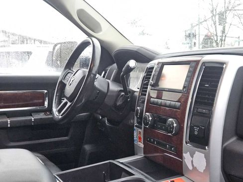 Used 2012 RAM 2500 Laramie image 8
