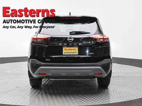Used 2023 Nissan Rogue S AWD/4WD image 6