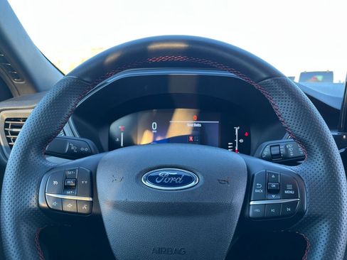 Used 2023 Ford Escape ST-Line image 29