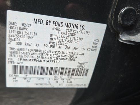 Used 2023 Ford Explorer Limited w/ Limited Technology Package RWD image 16
