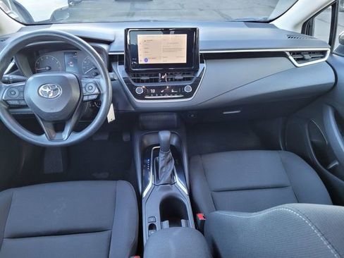 Used 2024 Toyota Corolla LE image 6