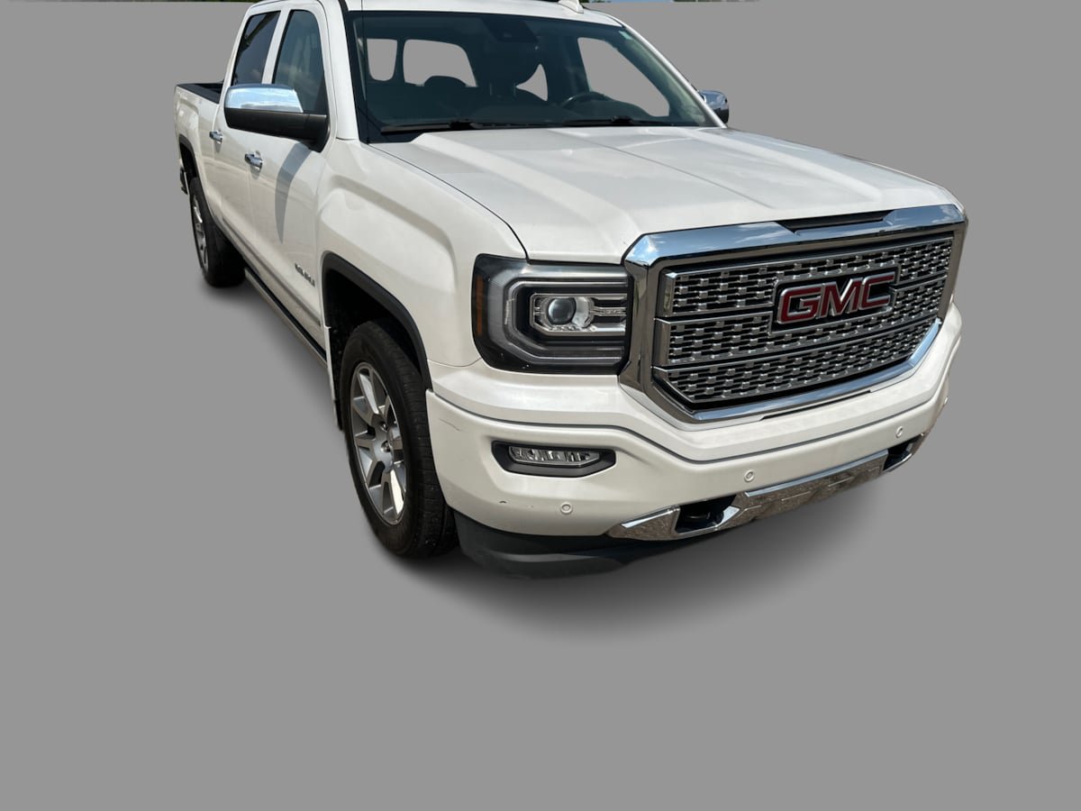 Used 2016 GMC Sierra 1500 Denali w/ Enhanced Driver Alert Package AWD/4WD image 32