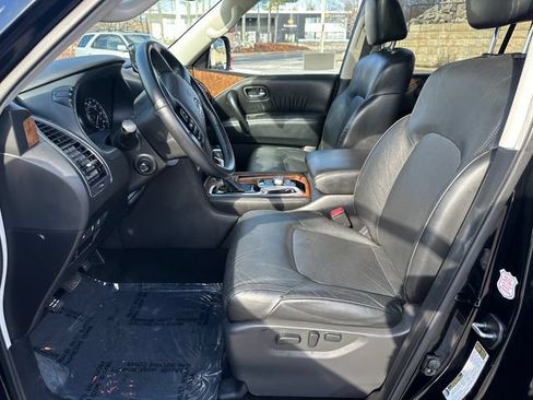 Used 2024 Nissan Armada SL AWD/4WD image 29