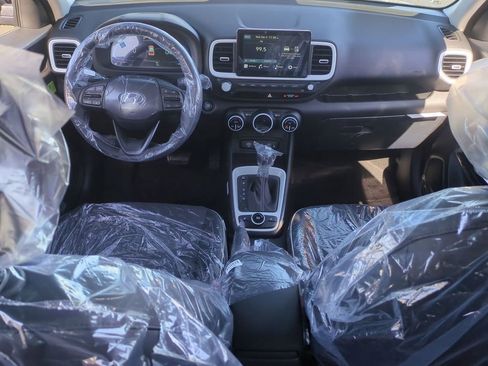 New 2026 Hyundai Venue SEL image 21