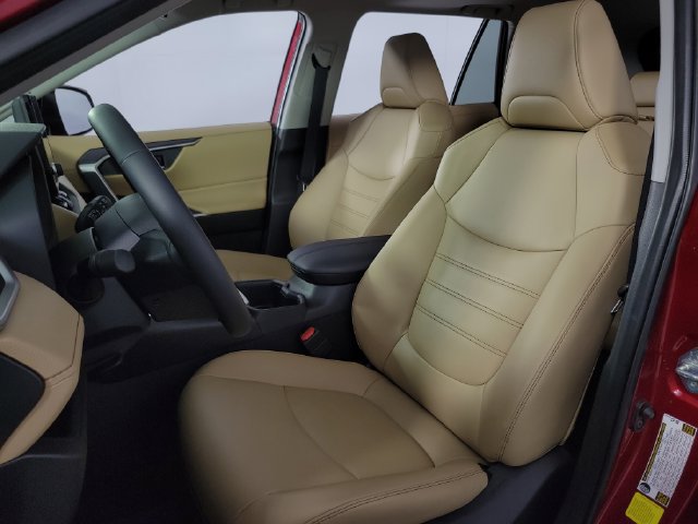 Used 2025 Toyota RAV4 XLE Premium w/ Weather Package AWD/4WD image 11