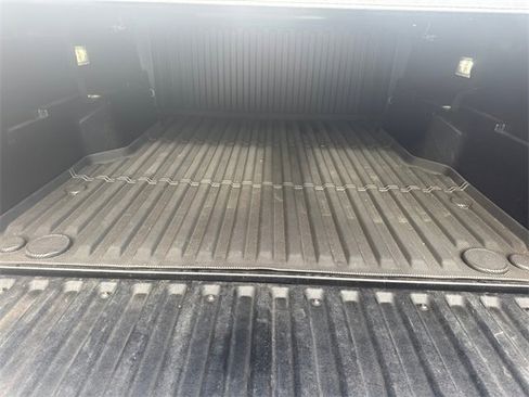 Used 2024 Toyota Tacoma TRD Off-Road image 10