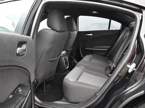 Used 2022 Dodge Charger SXT image 15